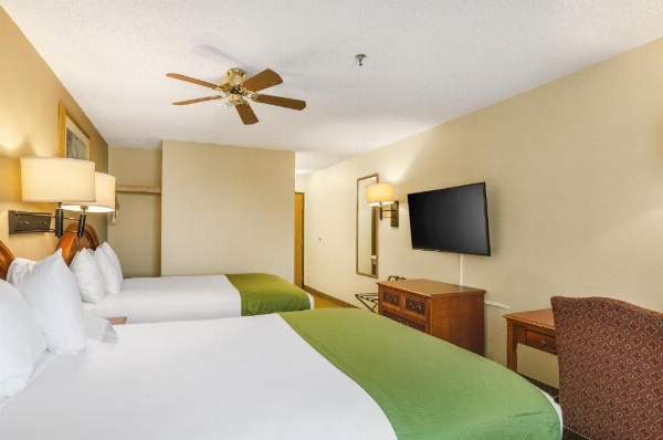 Cheyenne Guest Inn image 12