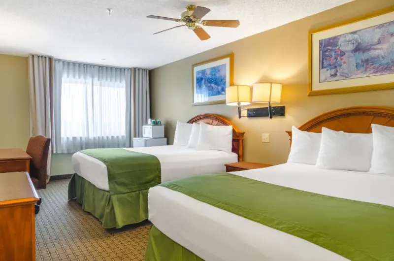 Queen Room with Two Queen Beds - Non-Smoking